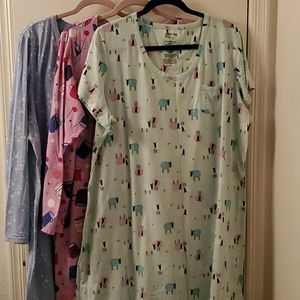 ECU Three White Stag 2X Nightshirts 2 Long 1 Short